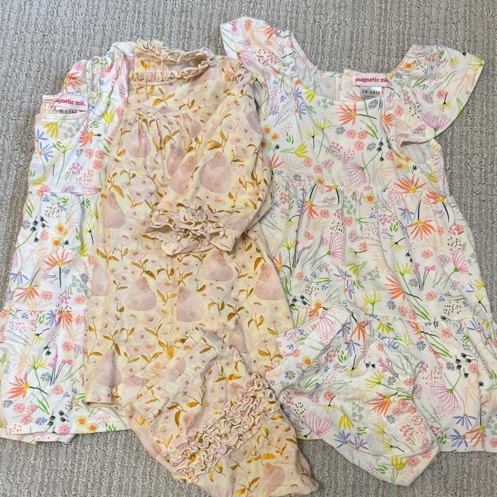 Magnetic me bundle, dresses with bloomers (3)